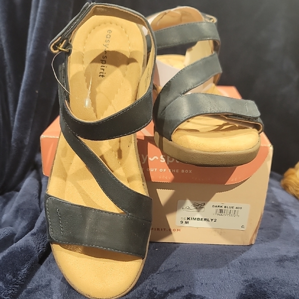 ​Easy Spirit Kimberly2 Navy Blue Wedge Sandals - Comfort & Style